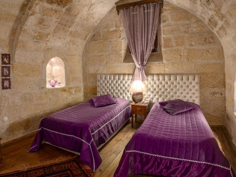 Temenni Evi