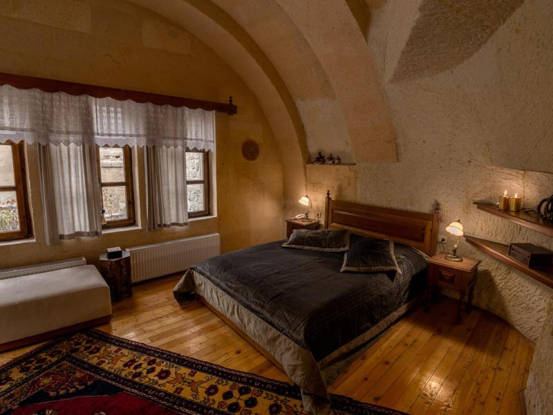 Temenni Evi