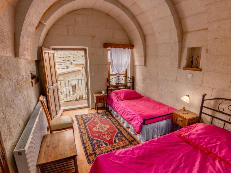 Temenni Evi