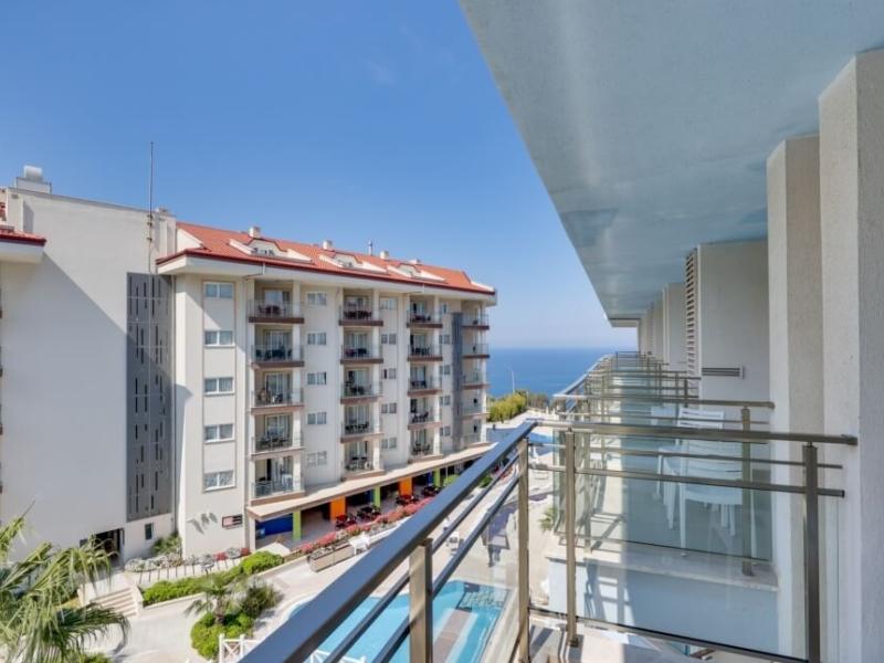 Ramada Hotel & Suites by Wyndham Kusadasi