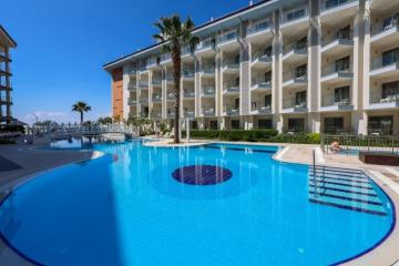 Отель Ramada Hotel & Suites by Wyndham Kusadasi Турция, Кушадасы, фото 14