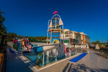 Отель Ramada Hotel & Suites by Wyndham Kusadasi Турция, Кушадасы, фото 25
