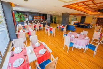 Отель Ramada Hotel & Suites by Wyndham Kusadasi Турция, Кушадасы, фото 41