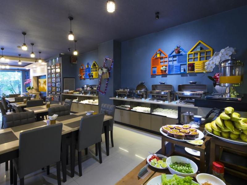 Good Vibes Central Hotel