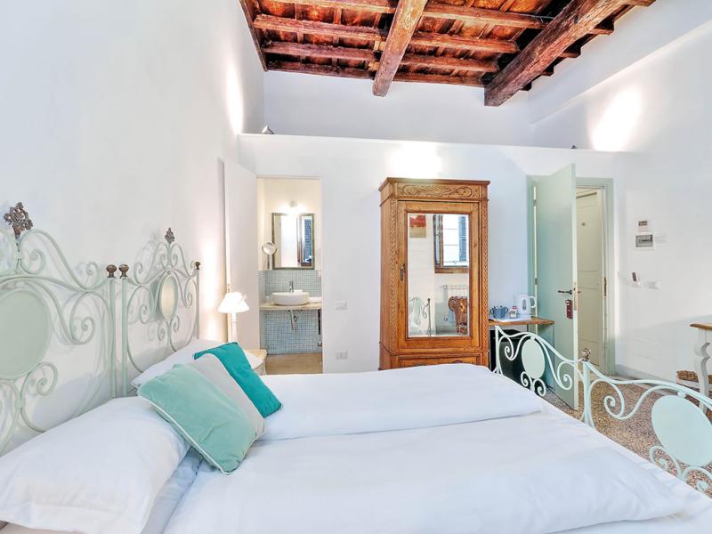 Palazzo Olivia Rooms & Apartments