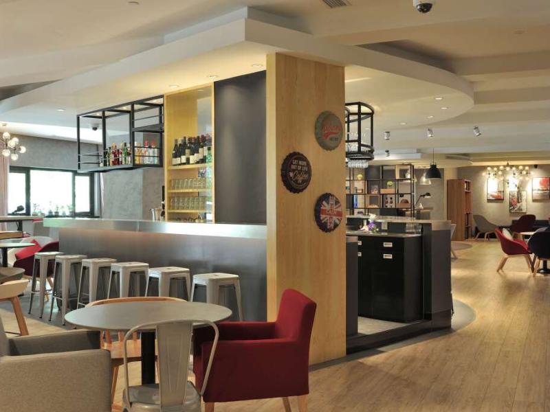 Campanile Shanghai Natural History Museum Hotel