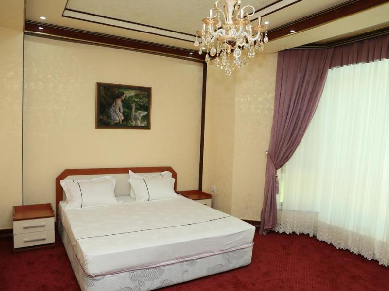 El Faro Hotel