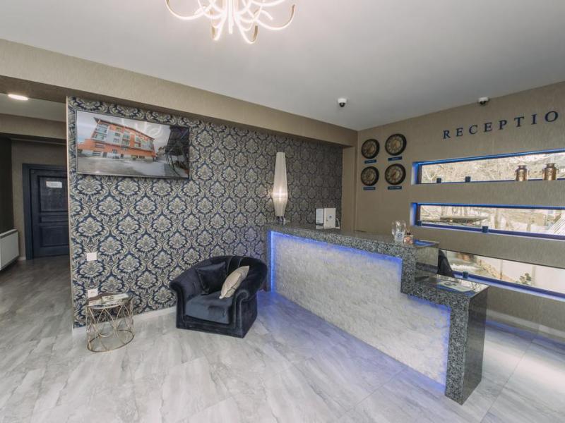 Sapphire Hotel & Spa