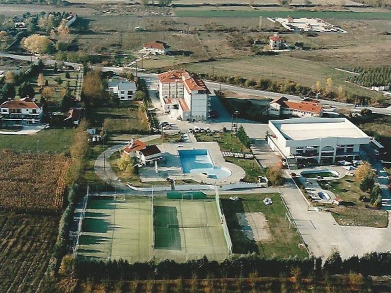Dedis Hotel