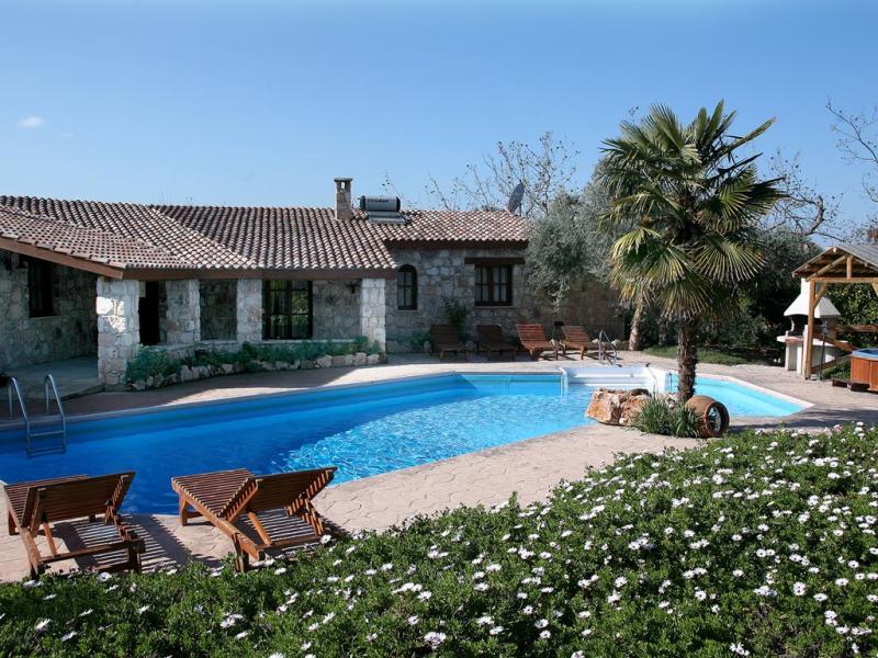 Villa Olive Grove