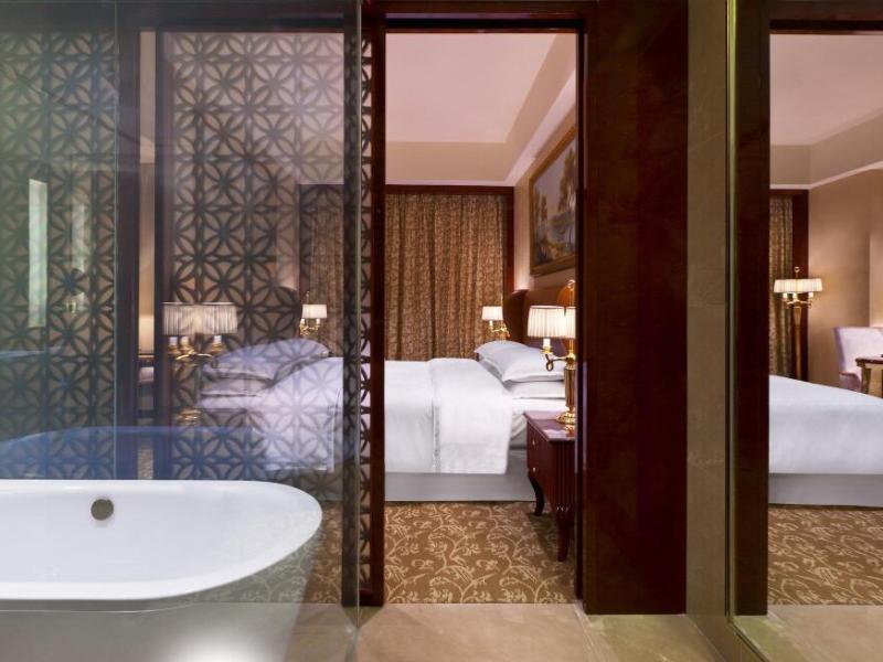 Sheraton Chongqing Hotel