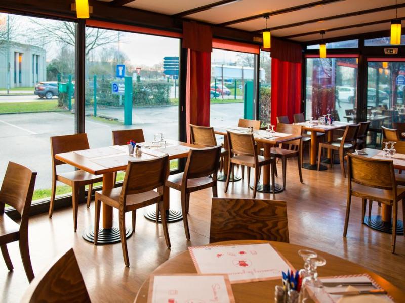 Brit Hotel Caen Nord - Memorial