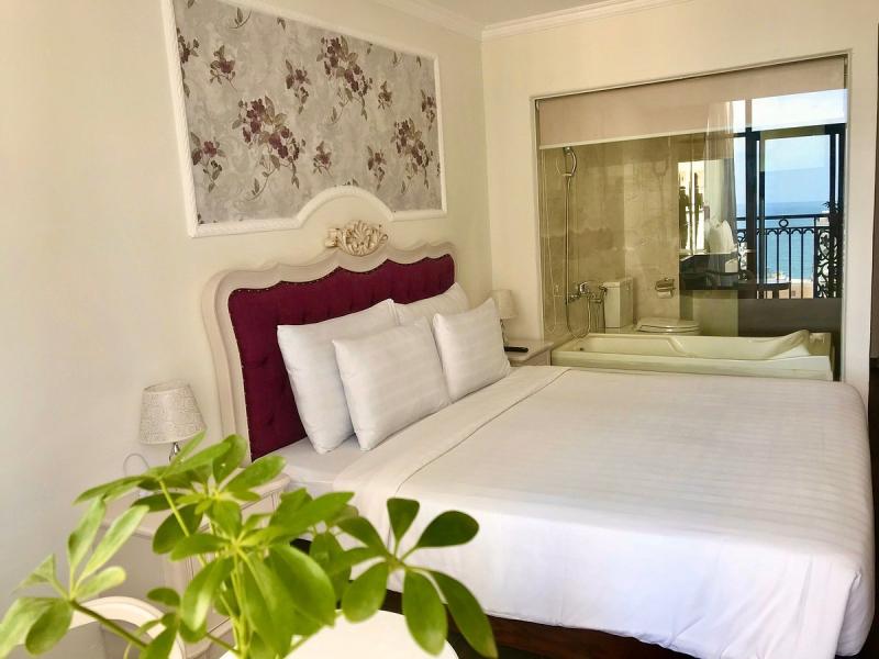 Bonjour Nha Trang Hotel