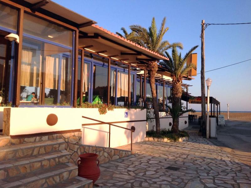 Oasis Windsurfing Hotel