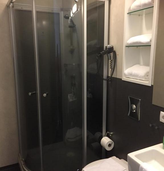 Arctic Comfort Hotel