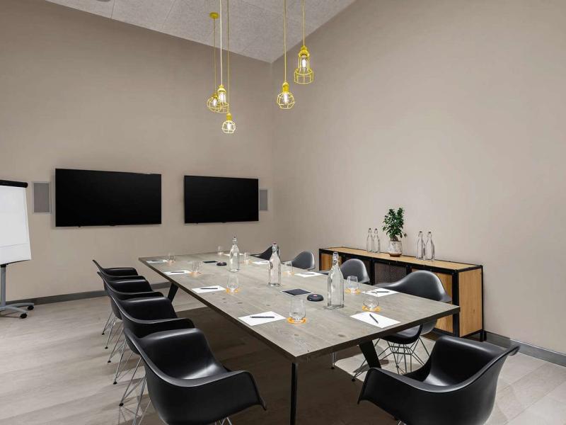 Canopy by Hilton Dubai Al Seef