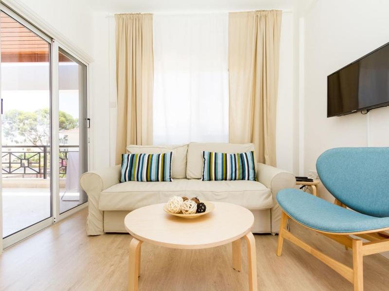 Larnaca Golden Beach Appartments