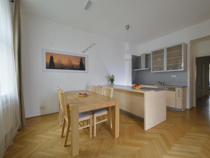 Downtown Suites Kodanska