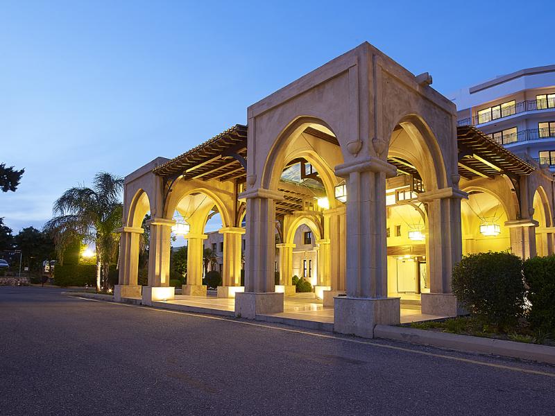 Helea Family Beach Resort