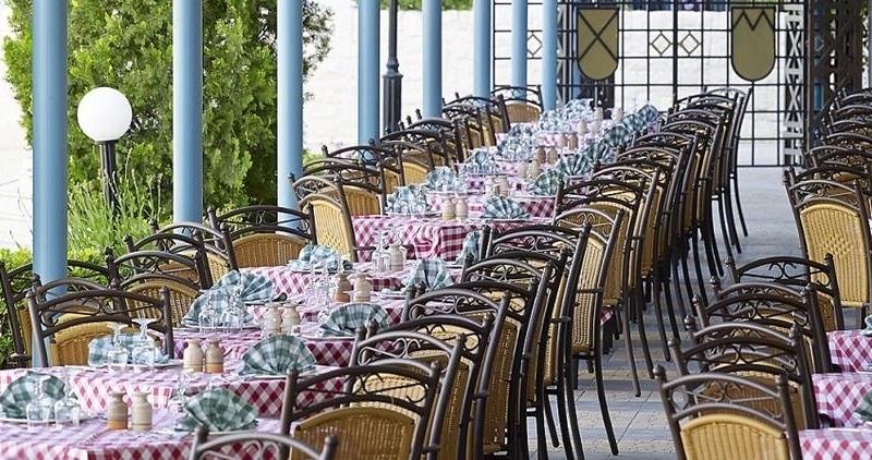 Helea Family Beach Resort