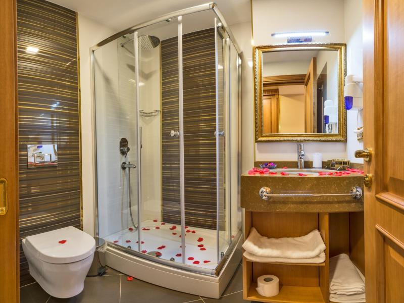 Aprilis Gold Hotel