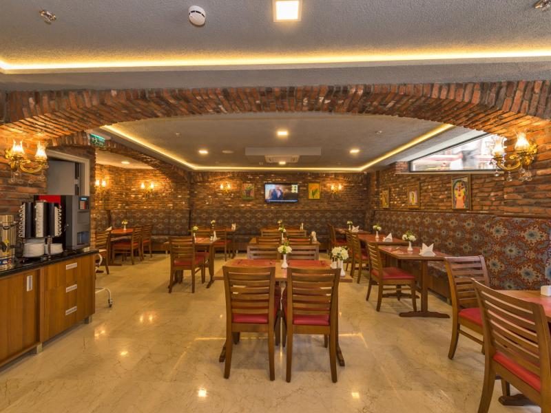 Aprilis Gold Hotel