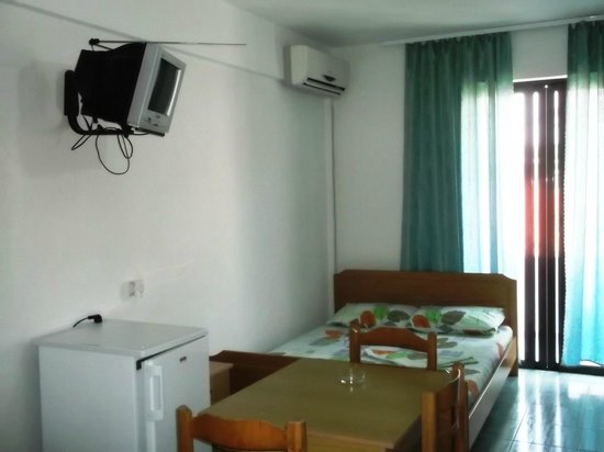 Tani`s Guesthouse