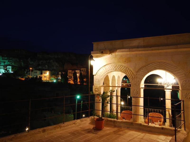 Melekler Evi Cave Hotel