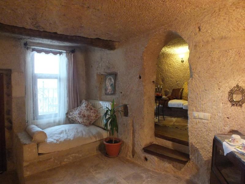 Melekler Evi Cave Hotel