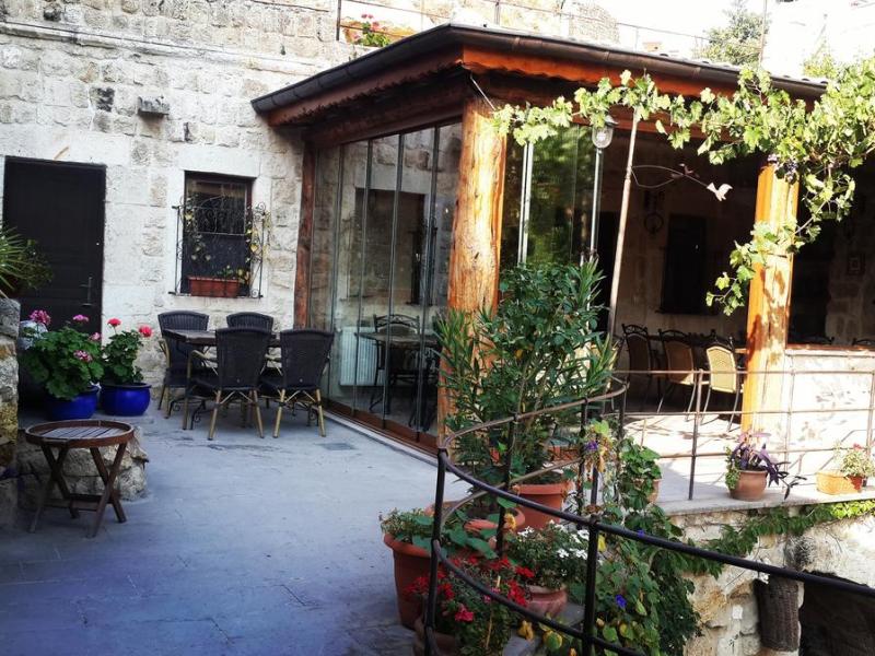Melekler Evi Cave Hotel