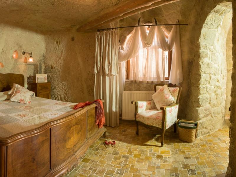 Melekler Evi Cave Hotel