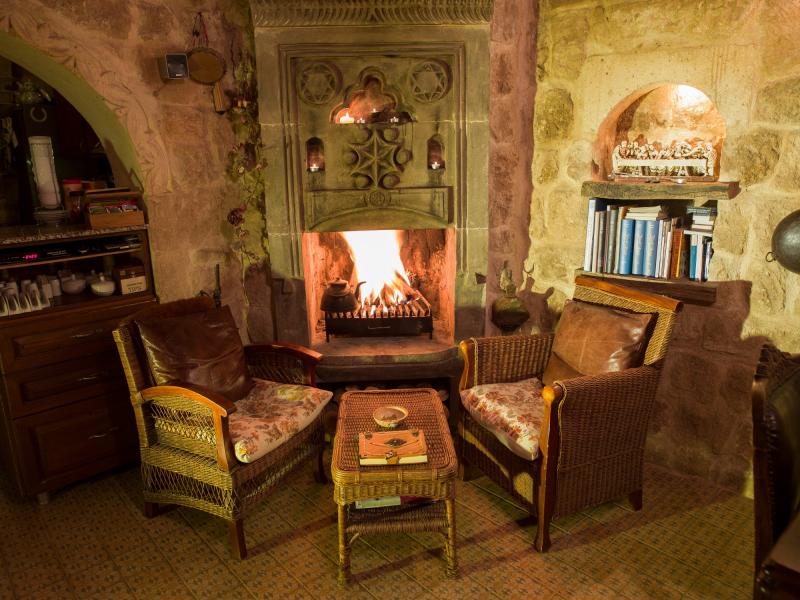 Melekler Evi Cave Hotel