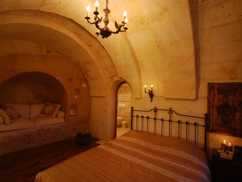 Melekler Evi Cave Hotel