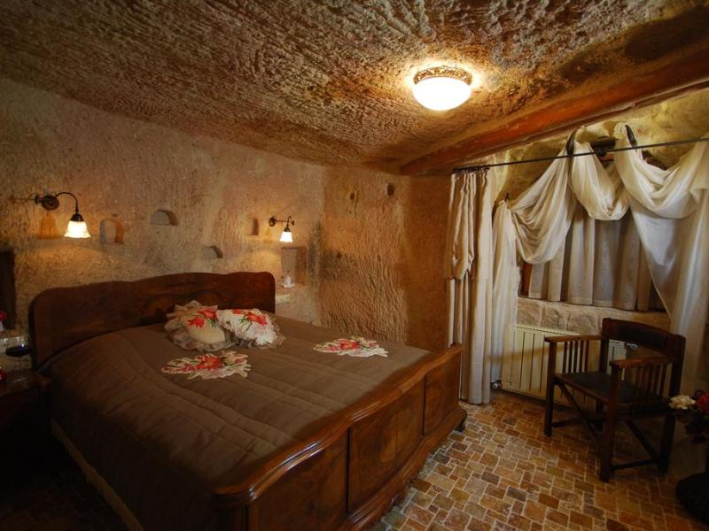 Melekler Evi Cave Hotel