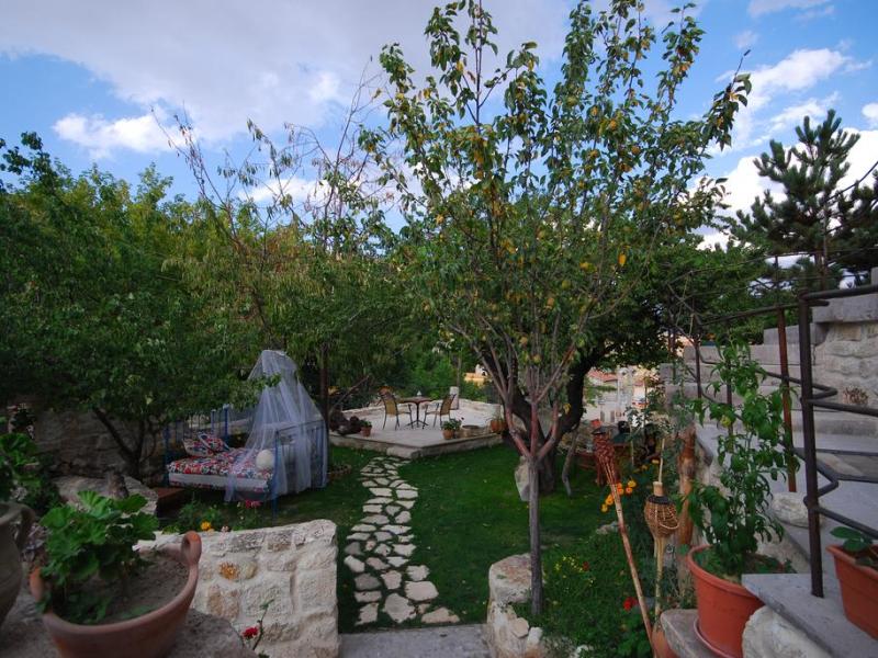 Melekler Evi Cave Hotel