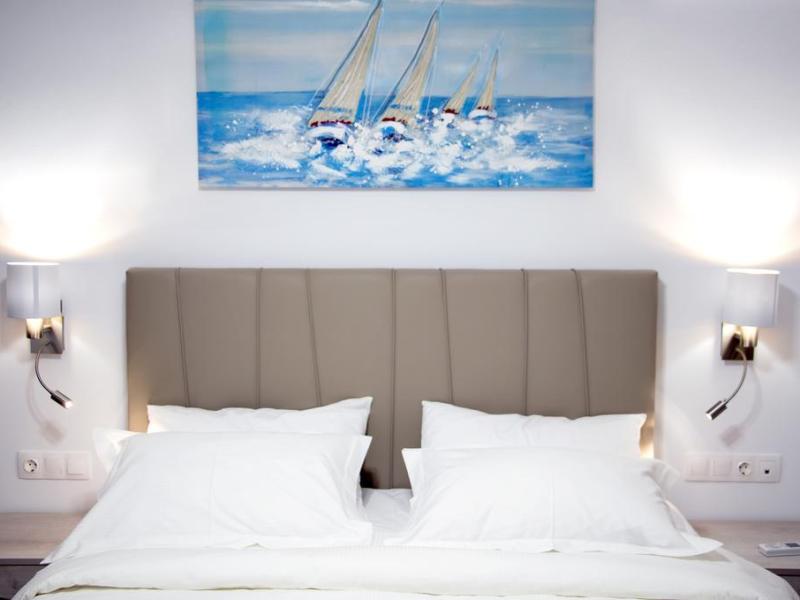 Aegean Horizon Beachfront Villas