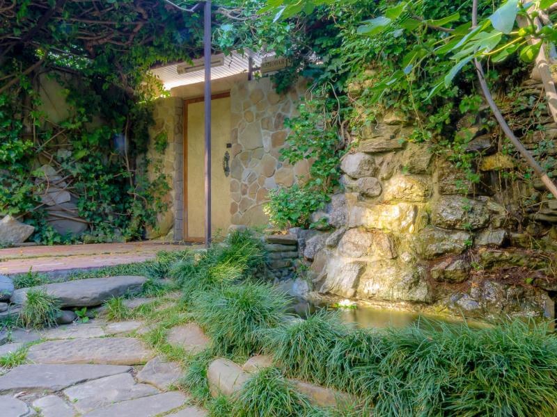 Банановый рай (ул. Медовая)