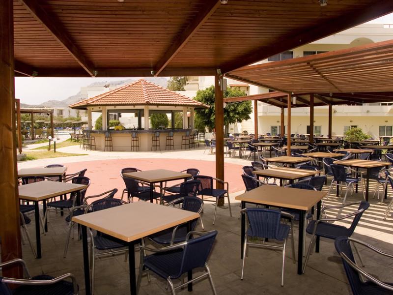 Delfinia Resort