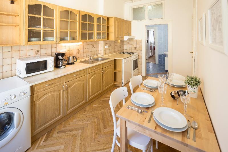 Perfect Days Old Town