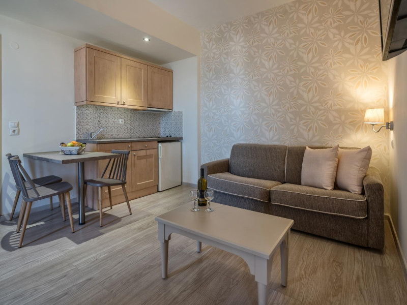 Lefkoniko Beach Icarus Suites
