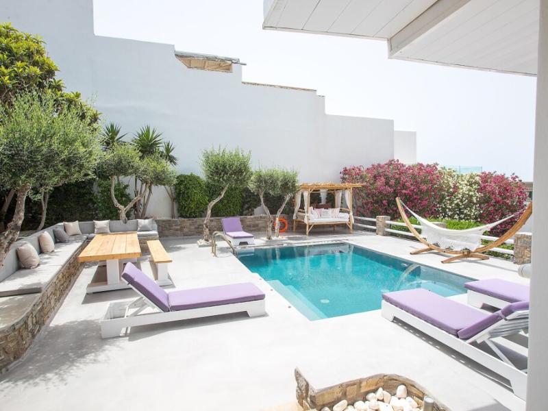 Paros Palace