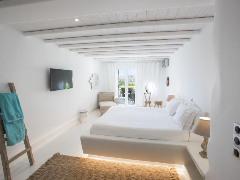 Paros Palace