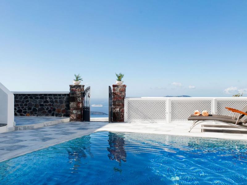 Santorini Luxury Villas