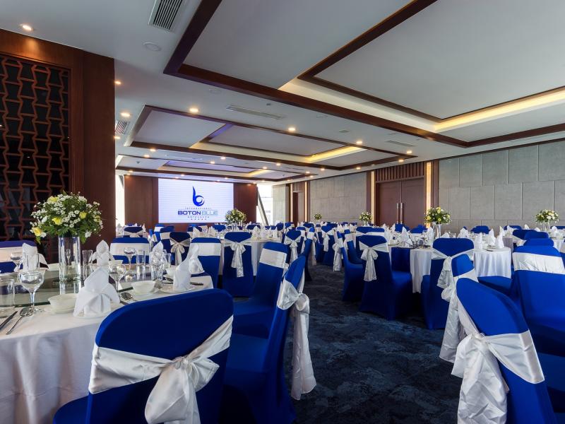 Royal Beach Boton Blue Hotel & Spa