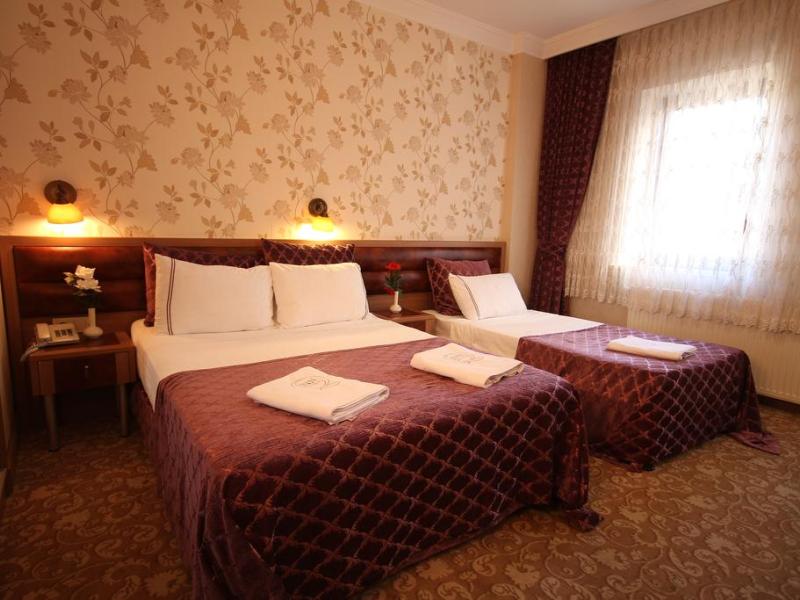 Q Hotel Old City