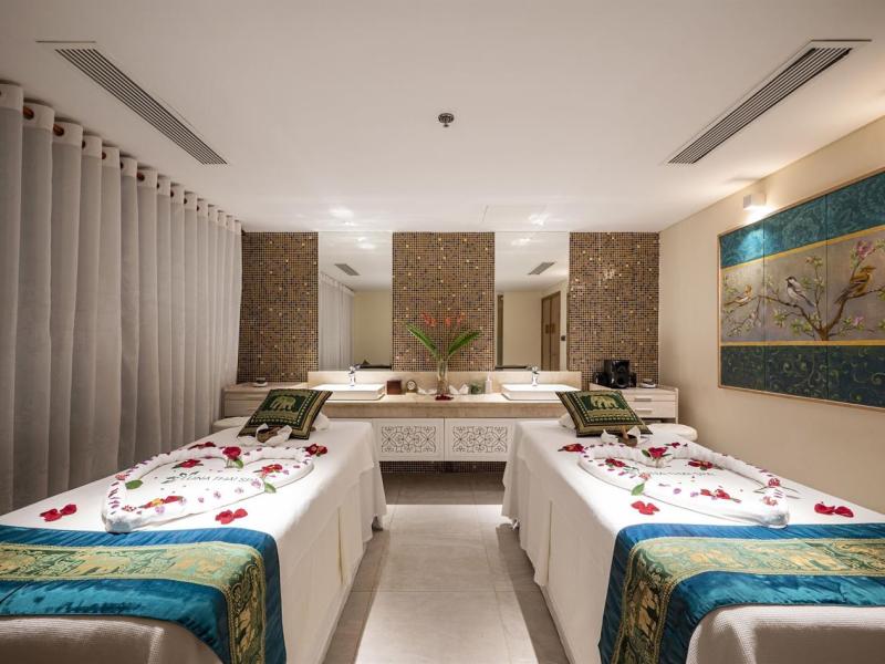 Dusit Princess Moonrise Beach Resort