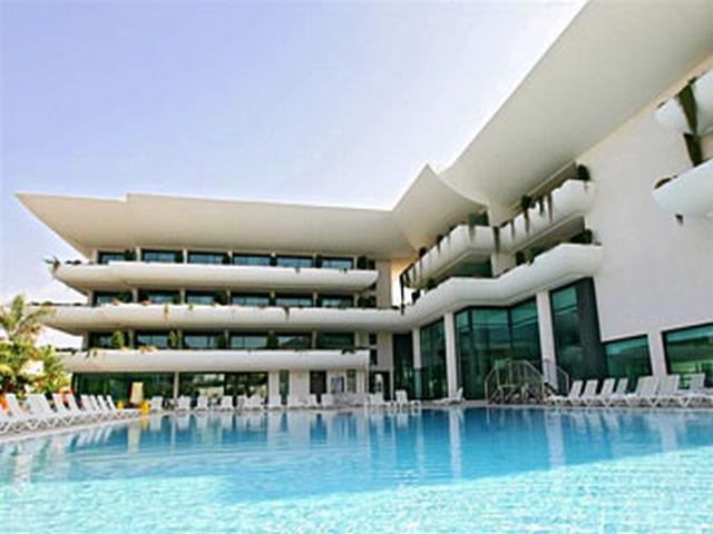 Hotel Deloix Aqua Center