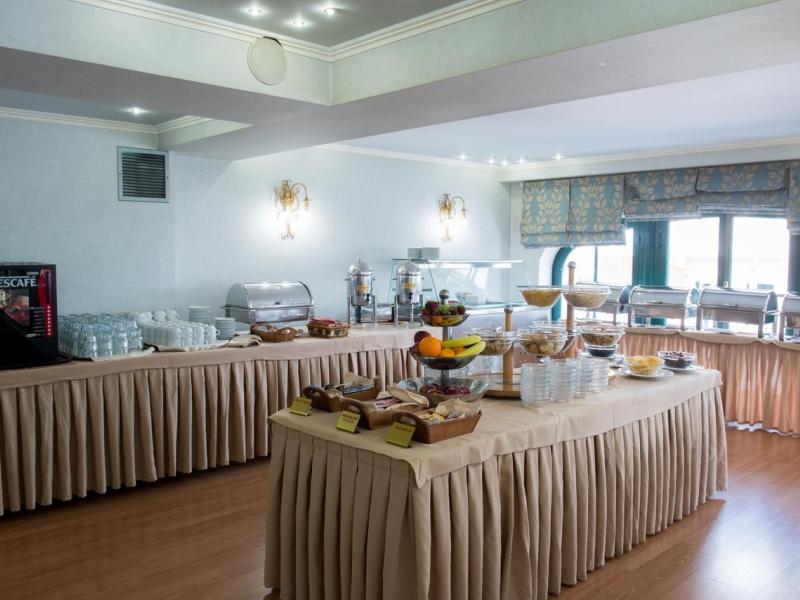 Delphi Art Hotel