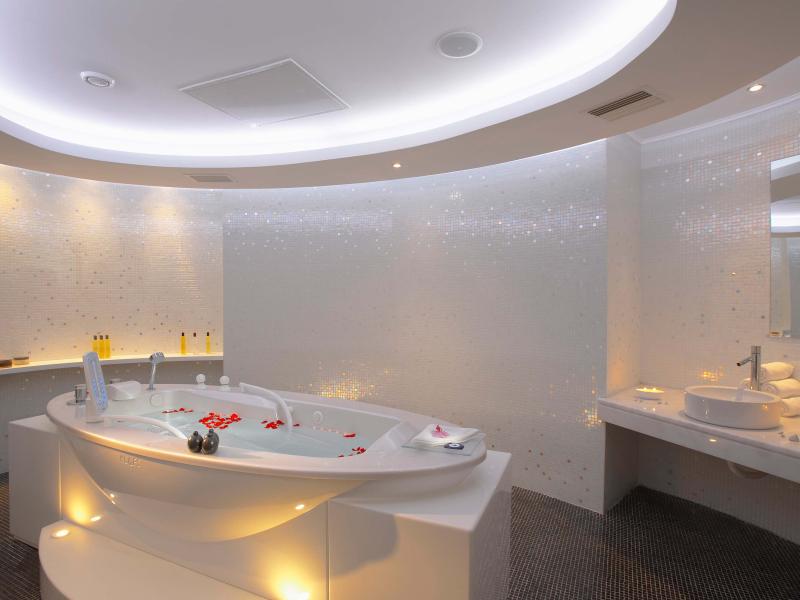 Elysium Elite Suites & Spa