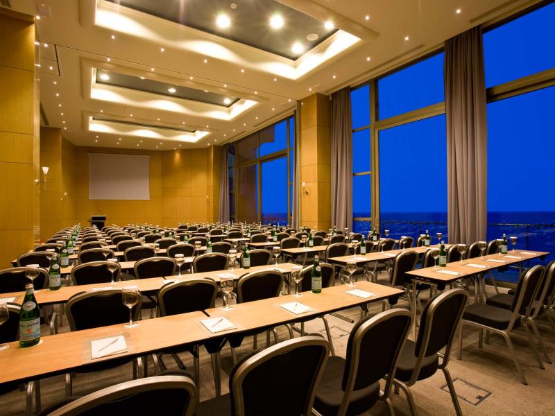 Elysium Elite Suites & Spa
